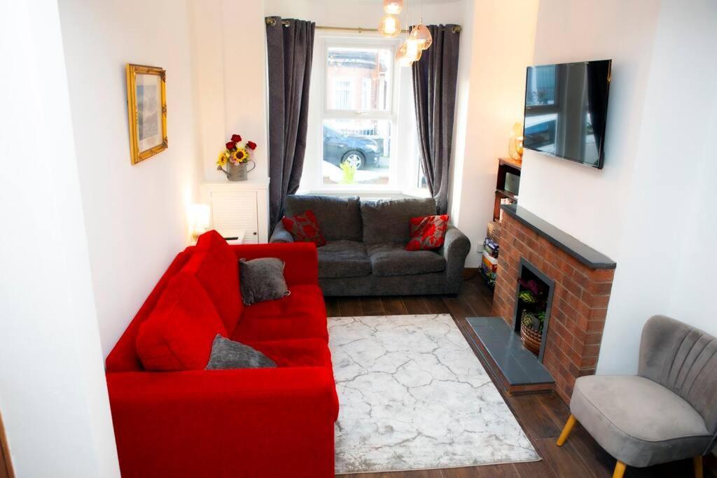 Cheerful 2 Bedroom House In The Heart Of 벨파스트 외부 사진